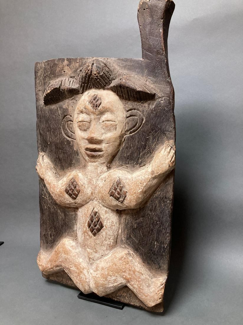 Punu - Granary door (1 of 10)