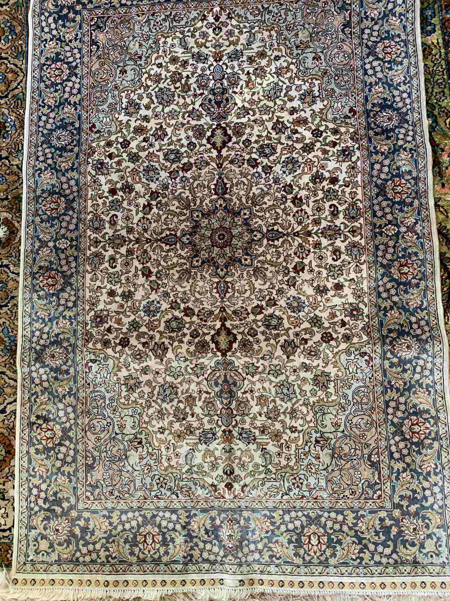 Very Fine Hand Knotted Silk Rug 2.6x4.4. ft (1 of 10)