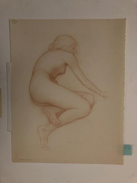 Bolton Brown: Model crouching (1 of 1)