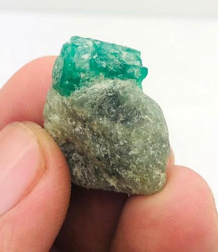 8.3 Grams Beautiful Emerald Specimen (1 of 5)