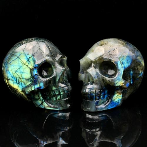 2.0" Natural Labradorite Quartz SKull Crystal: Title: 2.0" Natural Labradorite Quartz SKull Crystal Spectrolite hand Carved Gemstones: Labradorite Carat Weights: 400 Carats Size/Dimensions: Reserve: $14.00 Shipping: Domestic: Flat-rate of $10.00 t