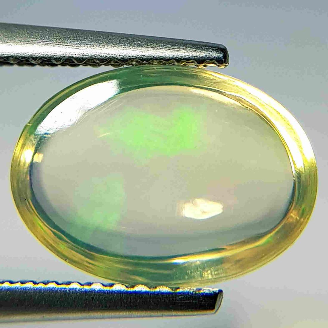 Natural Fire Opal Oval Cabochon 2.64 ct (1 of 6)