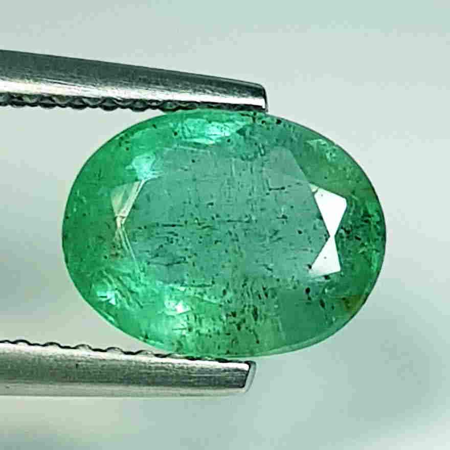 1.95 Ct Natural Emerald Oval Cut (1 of 5)