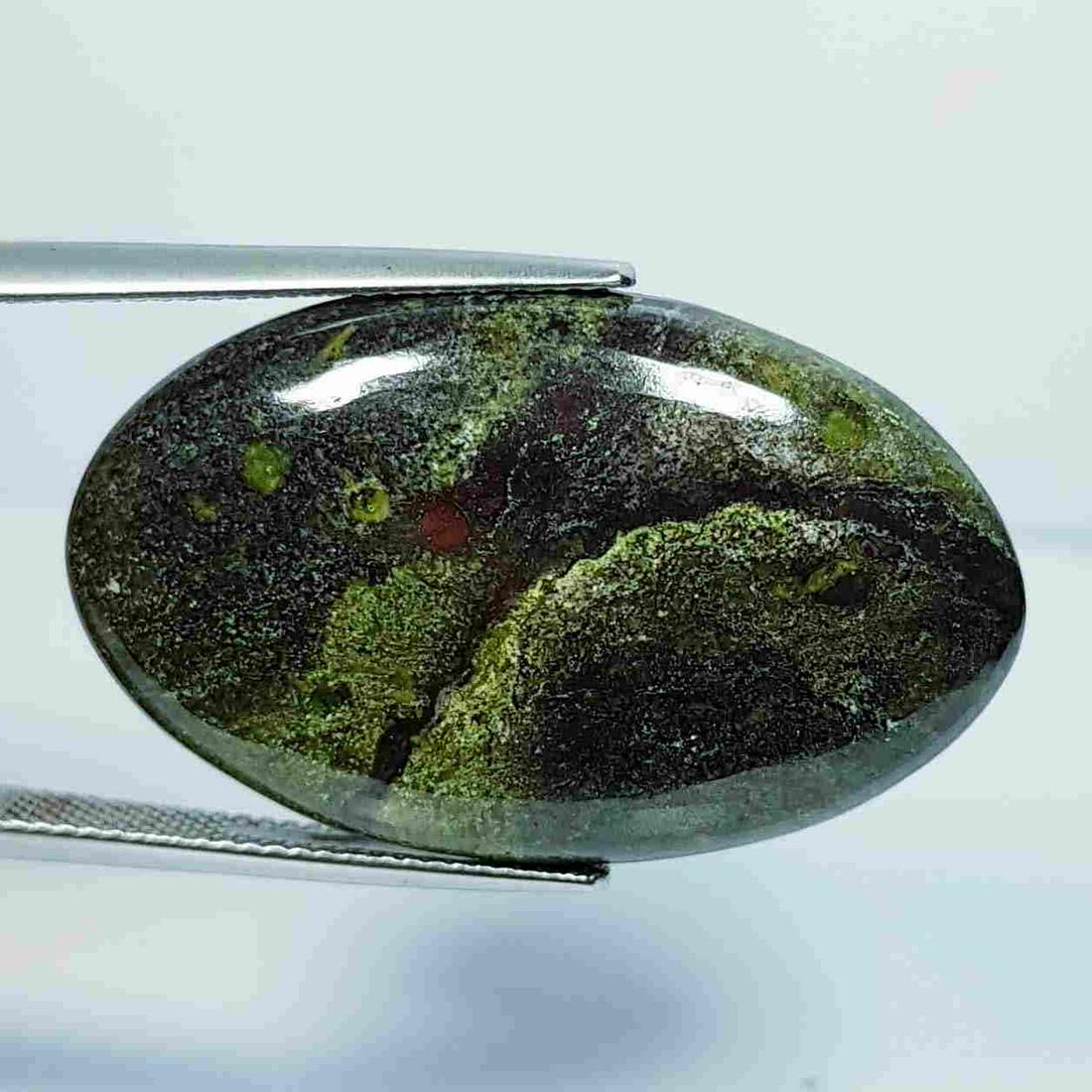 33.07 Ct Natural Dragon Jasper: No Reserve! Title: 33.07 Ct Natural Dragon Jasper Color/Clarity: Opaque LooseGemstone Carat Weights: 33.07 Size/Dimensions: 33.30 x 20.45 x 5.00 Additional Information: Oval - Africa Shipping: Domesti