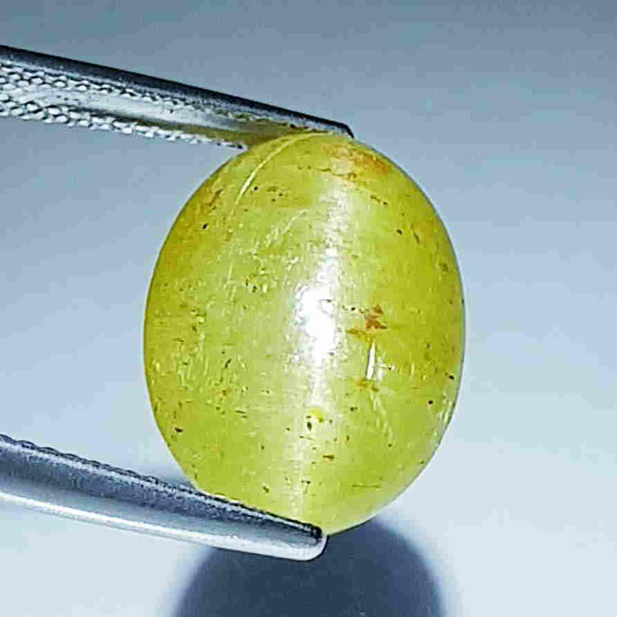 14.41 ct Natural Apatite cat's Eye: No Reserve! Title: 14.41 ct Natural Apatite cat's Eye Color/Clarity: Opaque Loosegemstone Carat Weights: 14.41 Size/Dimensions: 16.00 x 12.00 x 9.00 Additional Information: Oval - Jharkhand Shipping: 
