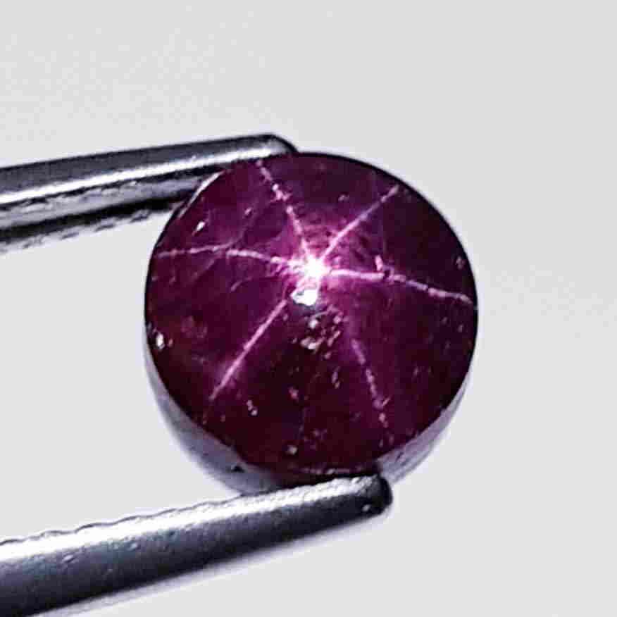 Natural Star Ruby 4.31 ct (1 of 5)