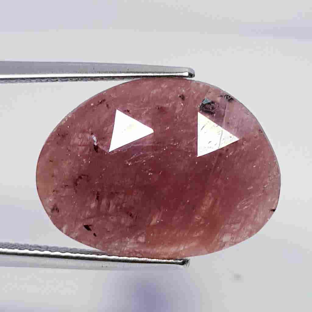 10.25 ct Natural Faceted Ruby (1 of 5)