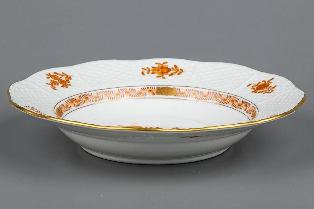 Herend Chinese Bouquet Rust Orange Rim Pasta or Soup: Herend Chinese Bouquet Rust Orange Rim Pasta or Soup Plate Manufacturer: Herend Porcelain Manufactory (Hungary) Quality: Handpainted, 1st class Pattern: Chinese Bouquet Rust Orange (AM) Condition: Pre