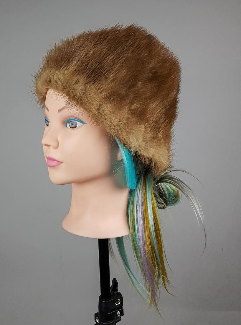 LIGHT BROWN MINK FUR HAT (1 of 5)