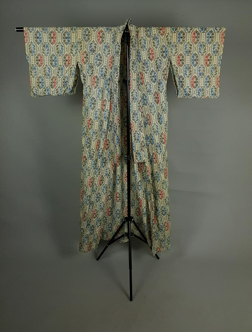 LINEN HEMP GEOMETRIC KIMONO (1 of 9)