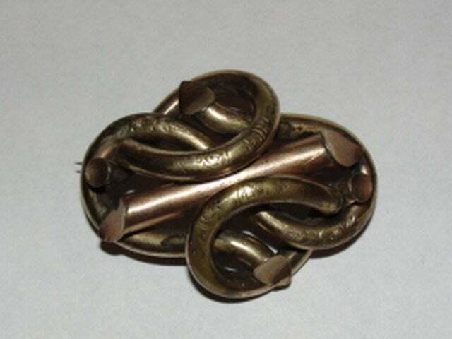 Victorian 14 kt Gold Gilt Love Knot Mourning Brooch (1 of 4)