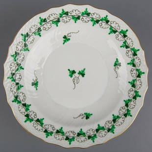 Herend Persil Pattern Dessert Plate #1518/PE: Herend Persil Pattern Dessert Plate Manufacturer: Herend Porcelain Manufactory (Hungary) Quality: Handpainted, 1st class Pattern: Pesil (PE) Condition: Pre-owned, in excellent condition, as seen on ph