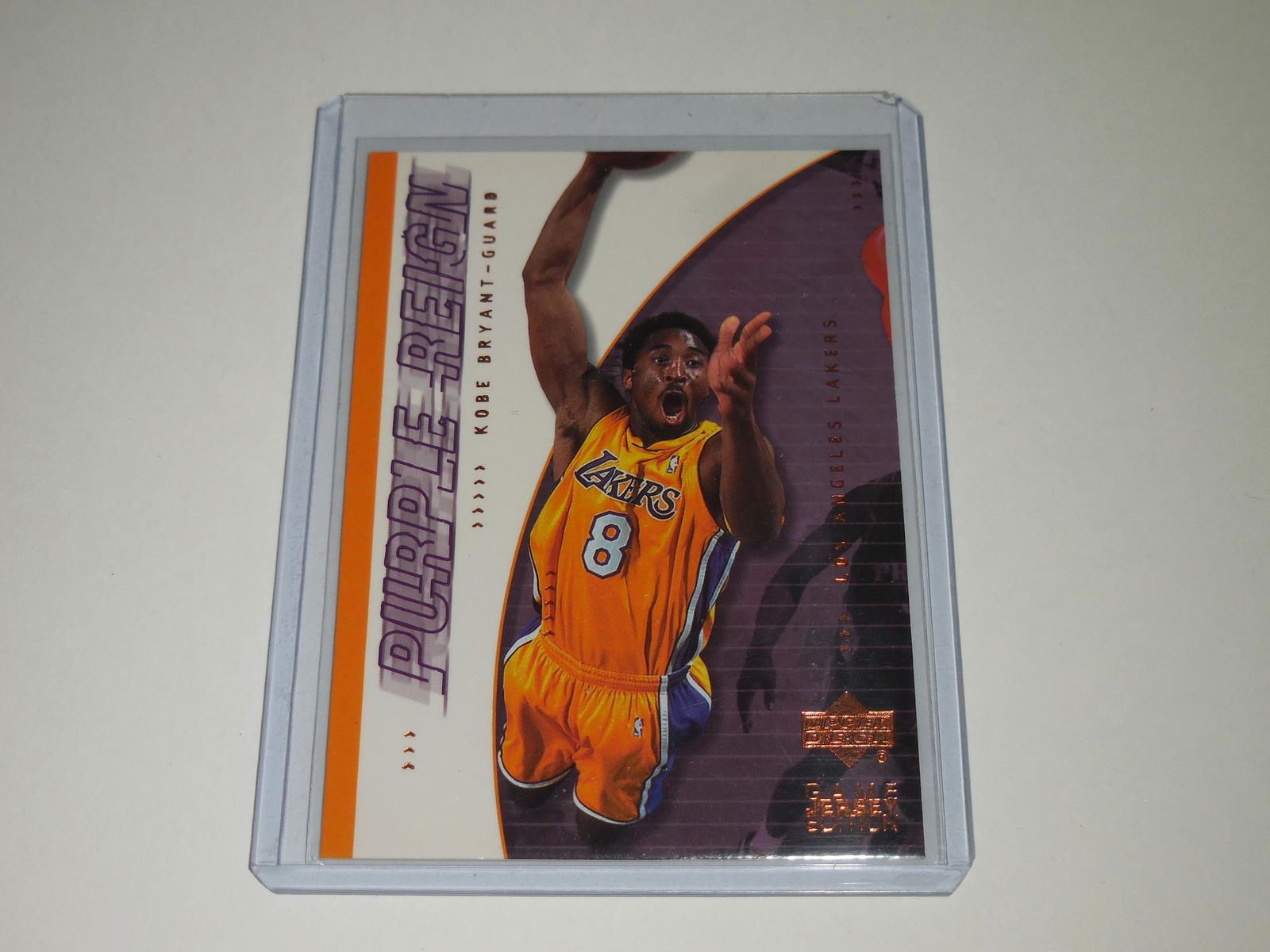 2000-01 UD GAME JERSEY KOBE BRYANT PURPLE REIGN LAKERS (1 of 2)