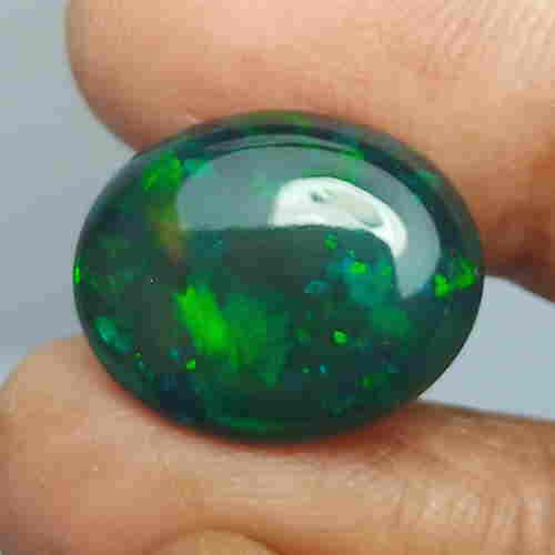 5.30 CTS NATURAL ETHIOPIAN BLACK OPAL OVAL SHAPE GREEN (1 of 9)