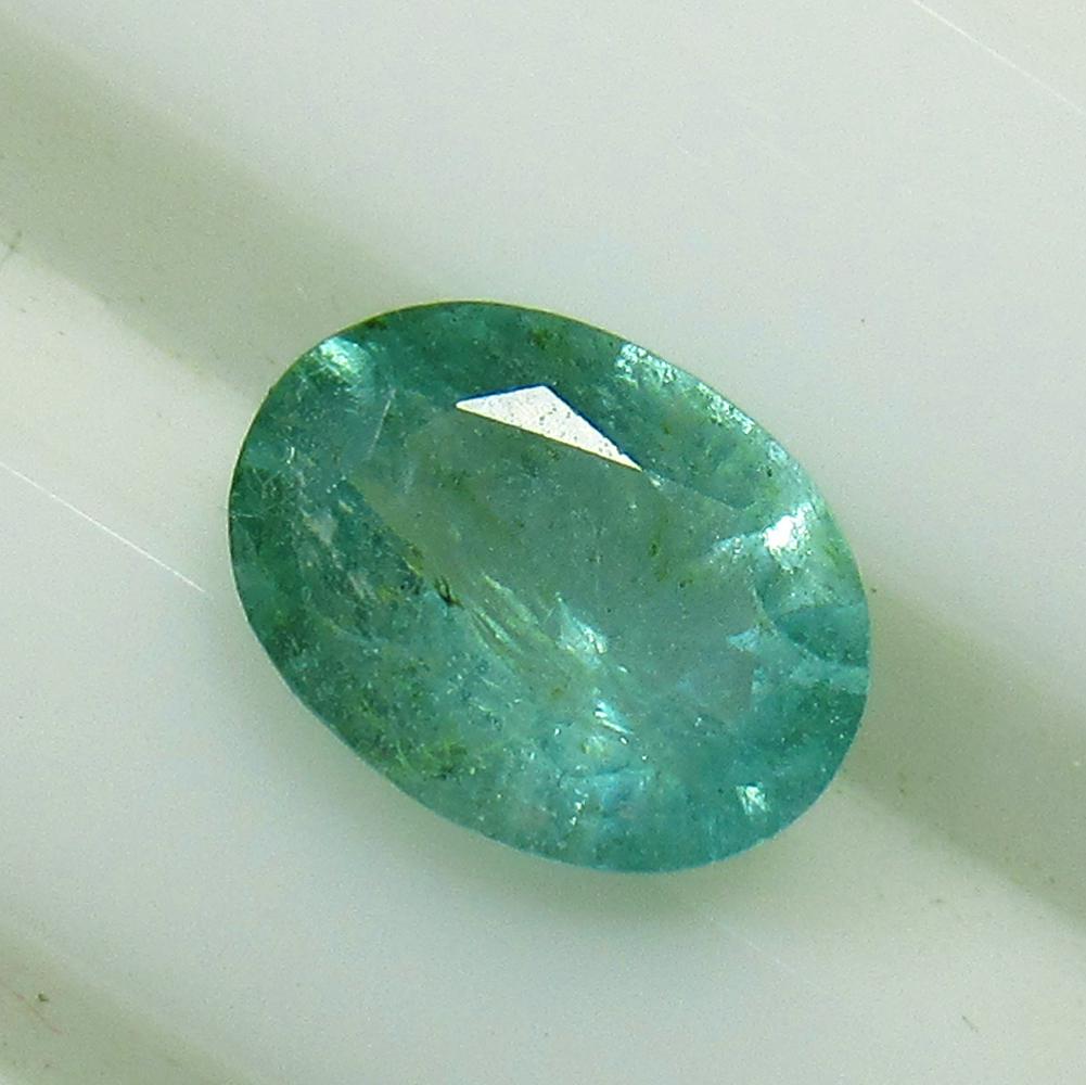 1.00 Ct Natural Zambian Emerald Oval Cut (1 of 2)