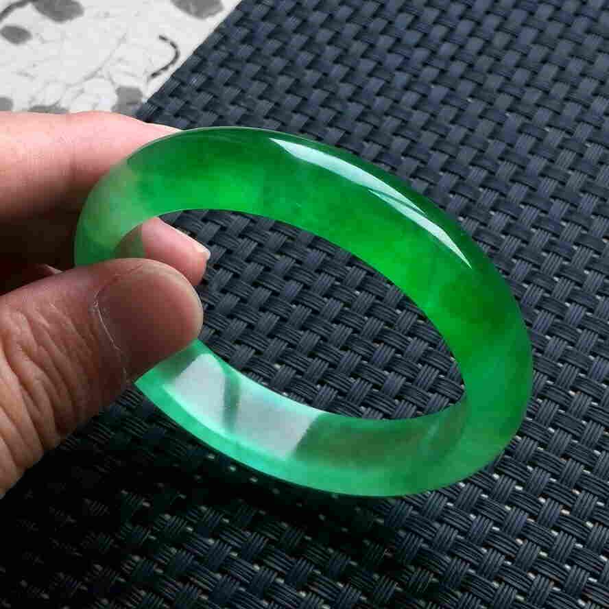 56 mm (Grade A) Natural Icy Green Jadeite JADE Bracelet (1 of 3)