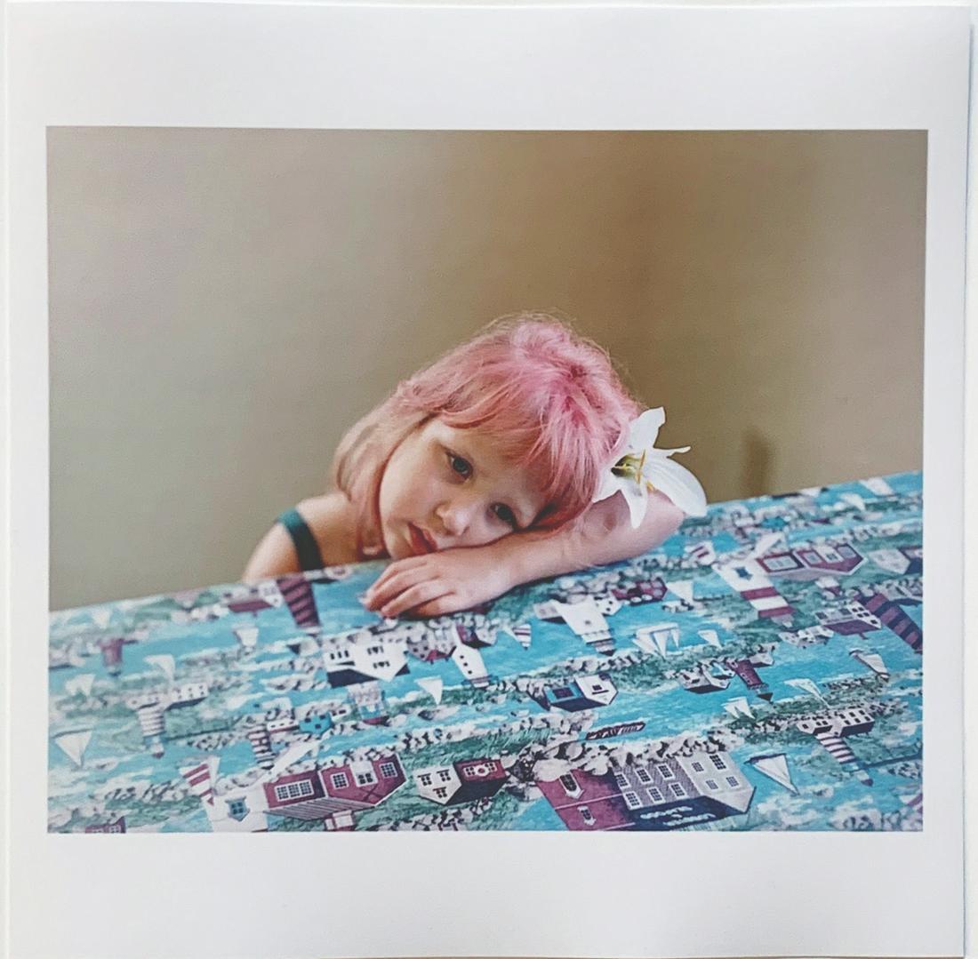 Alec Soth - Sydney, Tallahassee, Florida 2004: Alec Soth Sydney, Tallahassee, Florida 2004 Color photograph 6" x 6" Signed in pen verso Reserve: $200.00 Shipping: Domestic: Flat-rate of $10.00 to anywhere within the contiguous U.S. International: