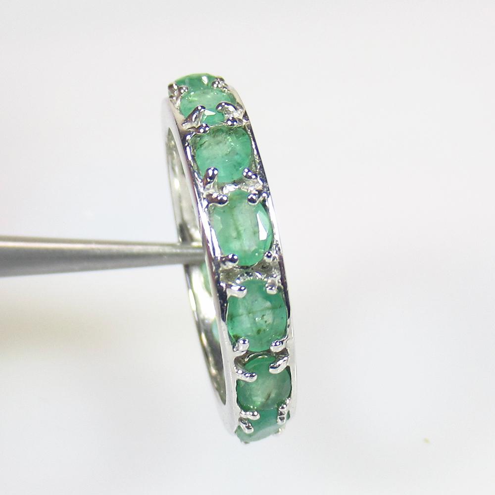 2.86 g 925 Sealed Silver Natural Emerald Ring (1 of 2)