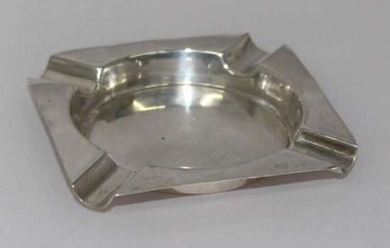 Solid Silver Ash Tray Birmingham 1945 (1 of 3)