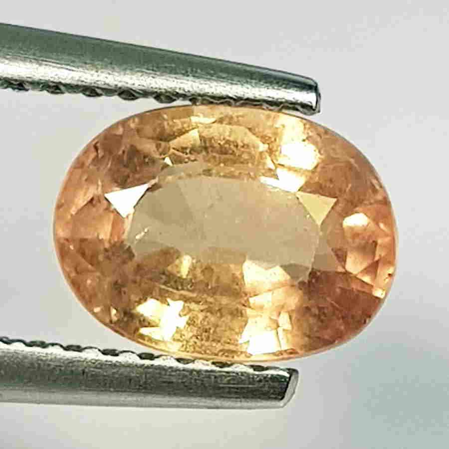 1.77 ct Natural Yellow Sapphire: No Reserve! Title: 1.77 ct Natural Yellow Sapphire Color/Clarity: VS Carat Weight: 1.77 Size/Dimension: 8.00 x 6.00 x 3.90 Additional Information: Oval - Burma Shipping: Domestic: Flat-rate of $7.00