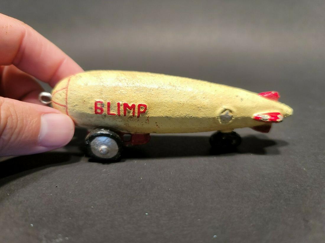 Cast Iron Small Blimp Pull Toy Car (1 of 12)