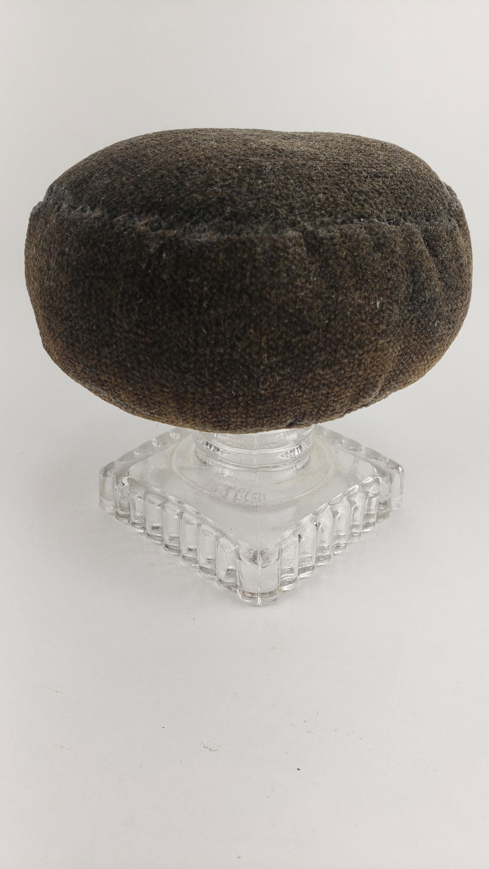 make-do Pin Cushion (1 of 4)