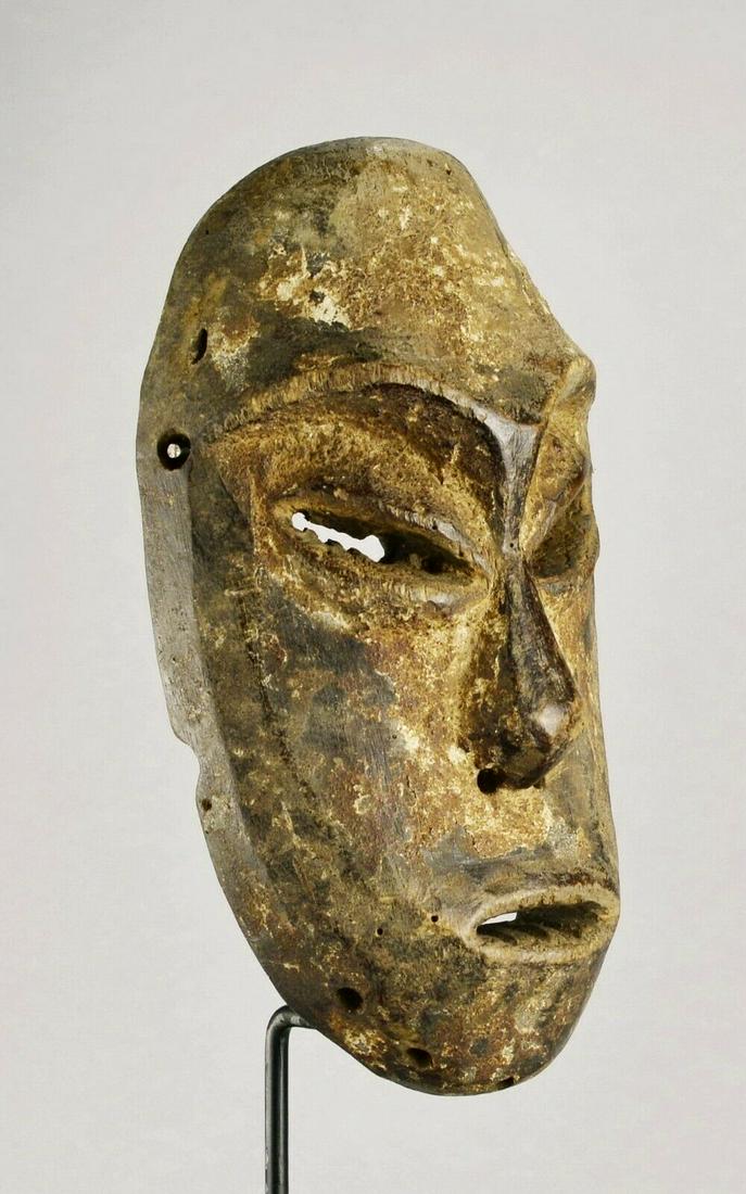 Beautiful LEGA idimu Wood Mask cult of the Bwami Congo: CONGO DRC LEGA idimu Mask Very beautiful old Lega mask. See also the mc1199 mask which is most likely from the same hand (last picture) Idimu masks are significantly larger than Lukwakongo masks, but