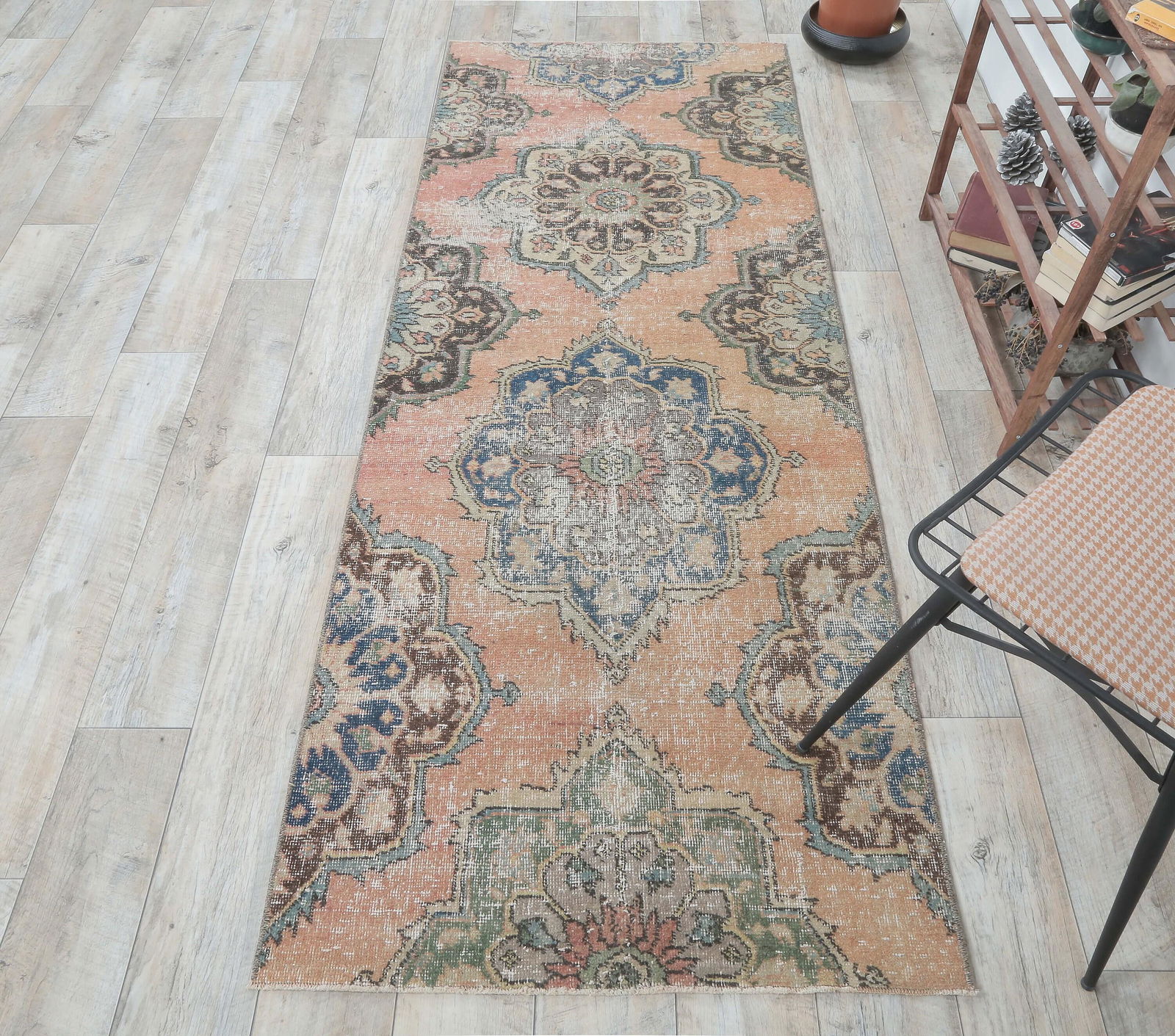3x8 Oriental Rug Turkish Vintage Runner, Oushak (1 of 7)