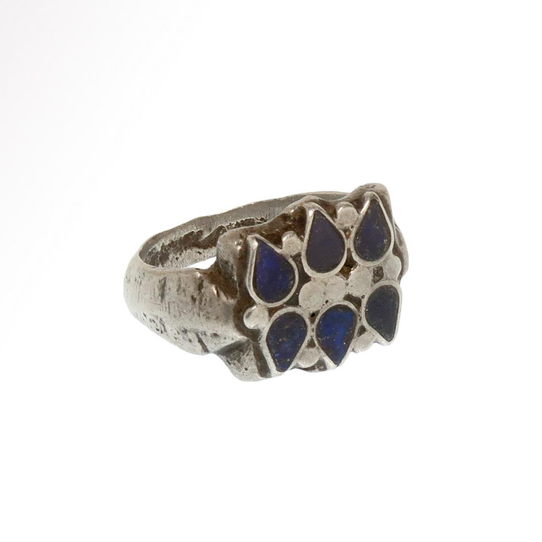 Medieval Silver Ring, Rosette set with Lapis Lazuli c. (1 of 6)