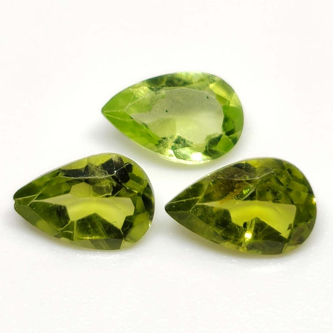2.50 ct Natural Peridot Lot (1 of 1)