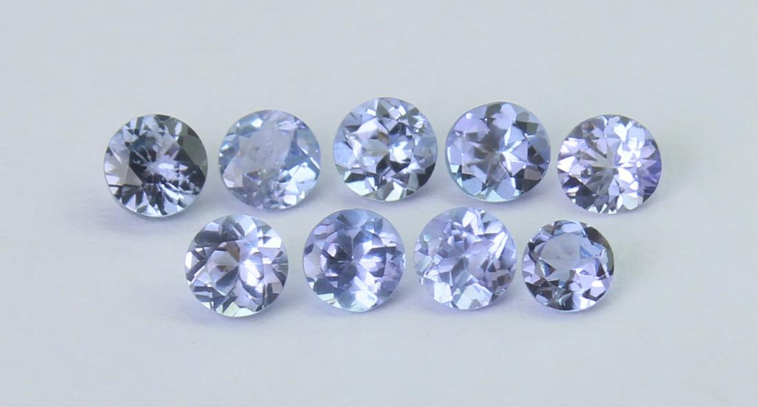 1.01 Cts Natural Tanzanite (1 of 2)