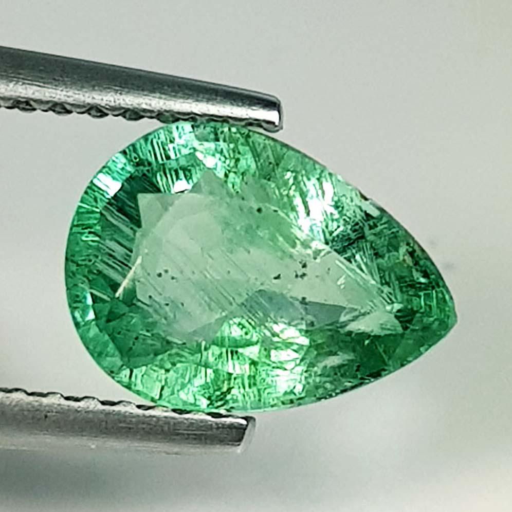 Natural Emerald Pear Cut 1.80 ct (1 of 5)