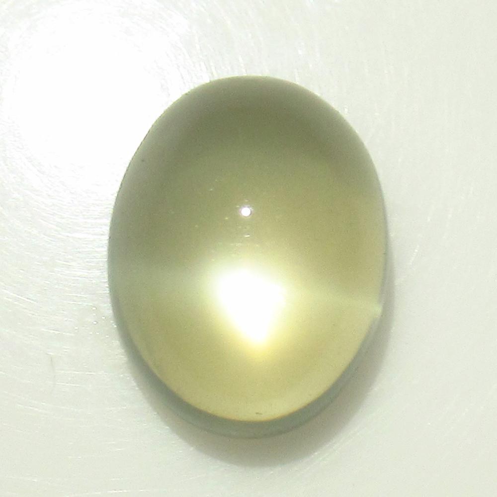 10.57 Ct Natural Moonstone Oval Cab: No Reserve! Title: 10.57 Ct Natural Moonstone Oval Cab Stone Clarity: Transparent Gemstone: Natural Moonstone Carat Weights: 10.57 Size/Dimensions: 15.00 x 11.50 x 8.70 mm Additional Info: Nice Oval C