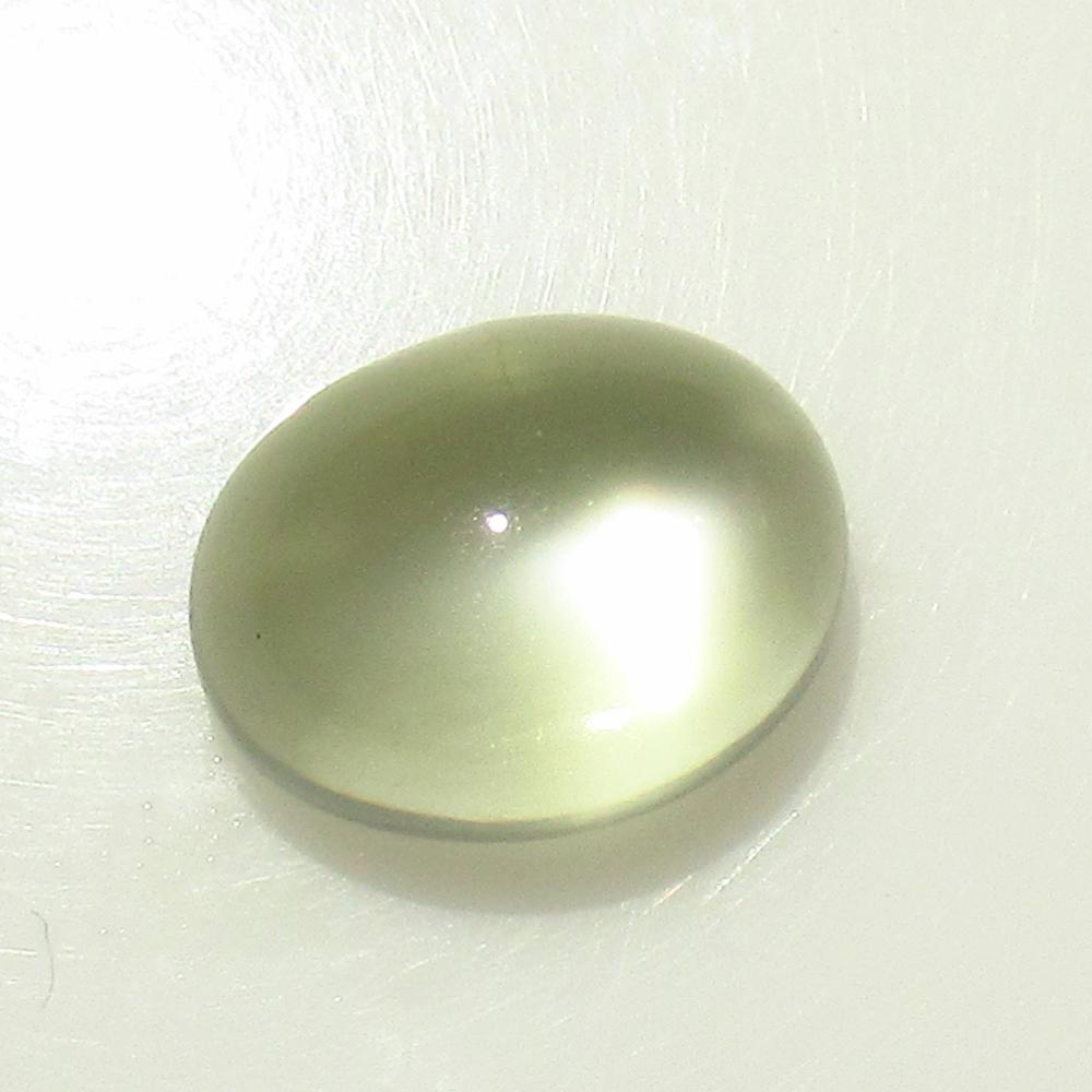 5.76 Ct Natural Moonstone Oval Cab: No Reserve! Title: 5.76 Ct Natural Moonstone Oval Cab Stone Clarity: Transparent Gemstone: Natural Moonstone Carat Weights: 5.76 Size/Dimensions: 11.60 x 9.00 x 7.40 mm Additional Info: Nice Oval Cabo