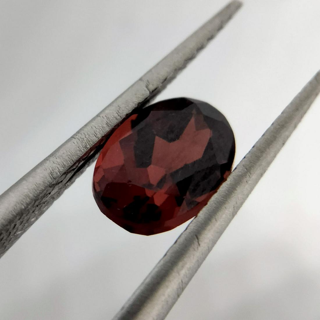 Natural Oval Cut 1.06 Carats Garnet Loose Gemstone (1 of 9)
