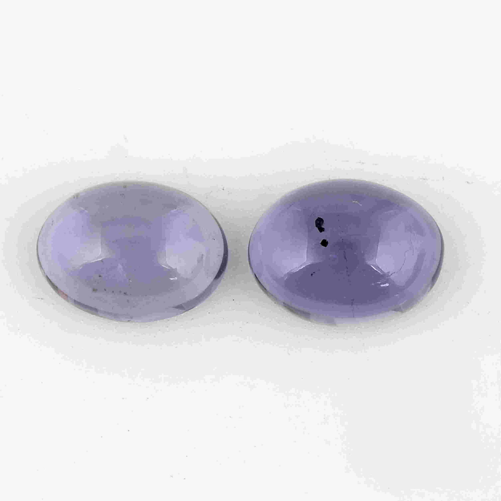 2.25 Carat Dark Blue Color Natural Oval Iolite Loose: No Reserve! Title: 2.25 Carat Dark Blue Color Natural Oval Iolite Loose Gemstone 2 Pieces Brand: Gems Trading Center Gemstones: Iolite Carat Weights: 2.25 Size/Dimensions: 3H x 8L x 6W mm Shipping: Do