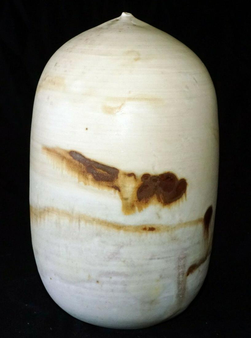 Enclosed Glazed Pottery Moon Pot Toshiko Takaezu (R#6 (1 of 12)