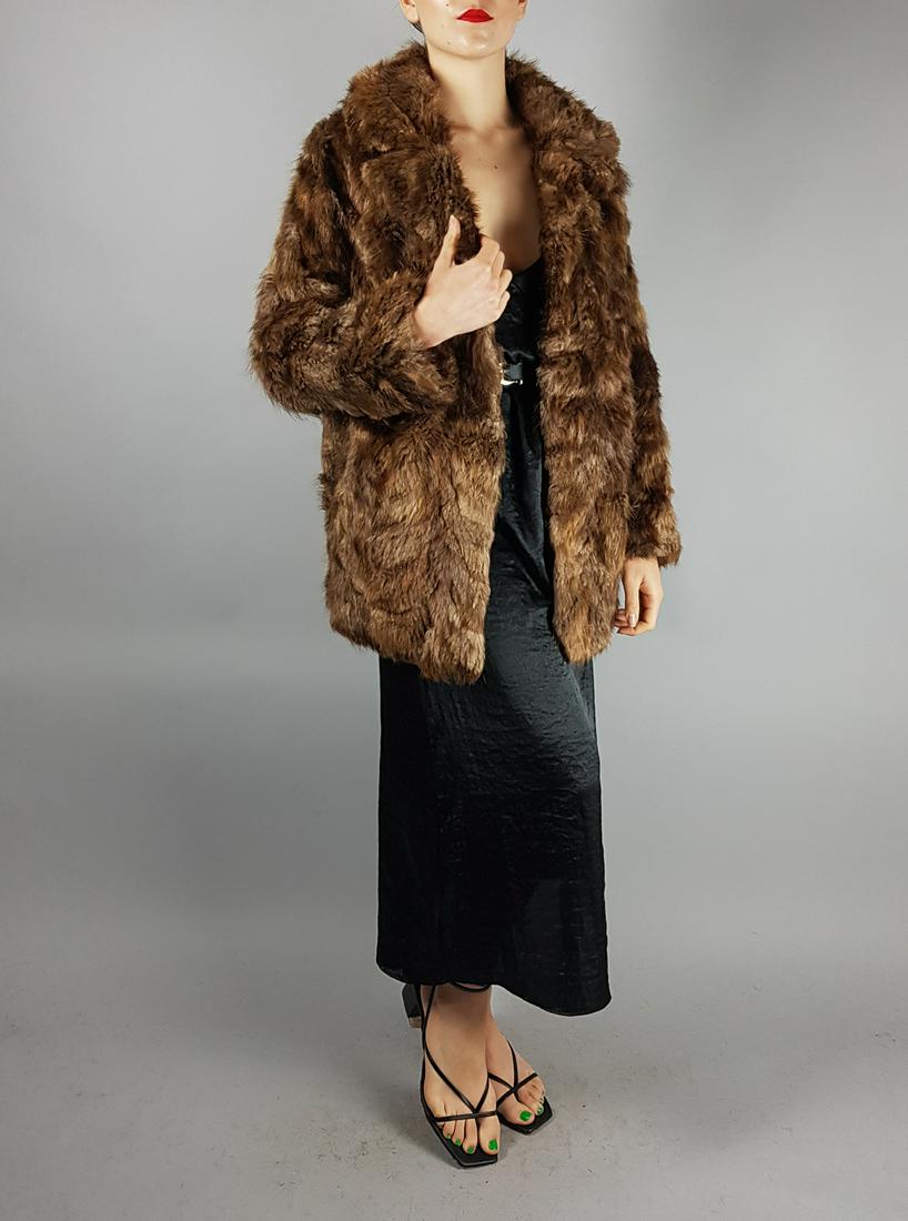 BROWN MINK FUR JACKET: Description: Aproximate size : SIZE S : Length from collar:80cm; 31.5 in; Shoulder length: 39cm; 15.35in; Arm Length: 59cm; 23.23 in; Chest size ( pit to pit x2 ):100cm; 39.37 in; closed hem:55cm: 21.