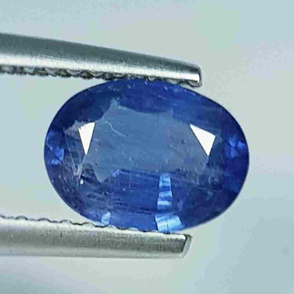 1.21 ct Natural Blue Sapphire (1 of 5)