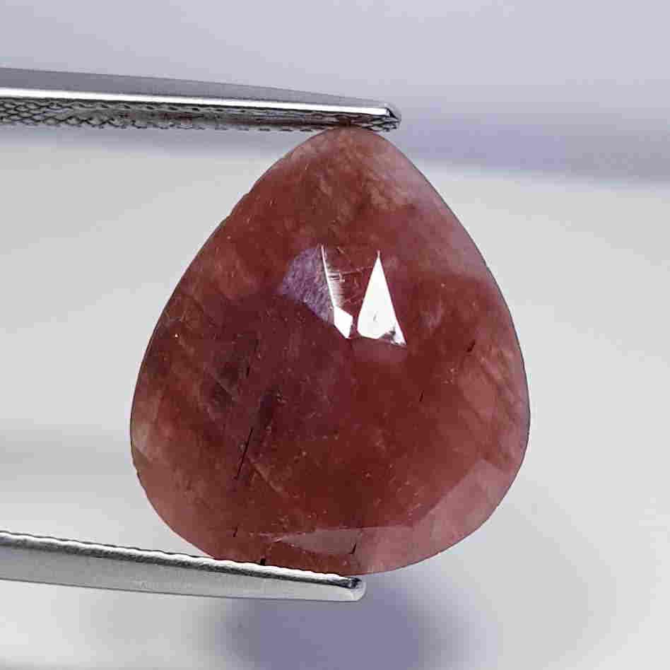 10.74 ct Natural Faceted Ruby (1 of 4)