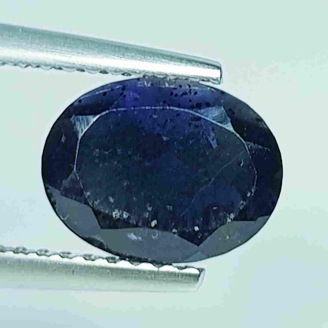1.94 ct Natural Iolite Oval Cut: No Reserve! Title: 1.94 ct Natural Iolite Oval Cut Color/Clarity: SI Carat Weight: 1.94 Size/Dimensions: 9.00 x 7.00 x 5.10 Additional Information: Oval- Brazil Shipping: Domestic: Flat-rate of $7.00