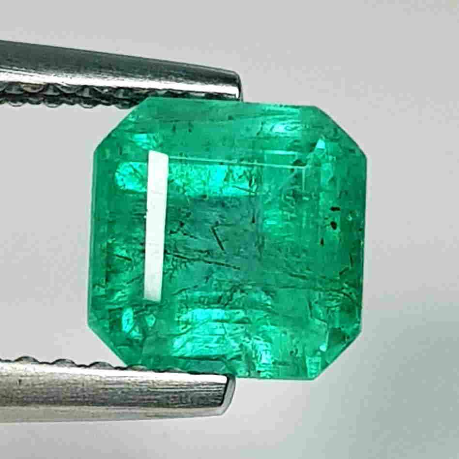Natural Emerald Square Cut 1.80 ct (1 of 5)