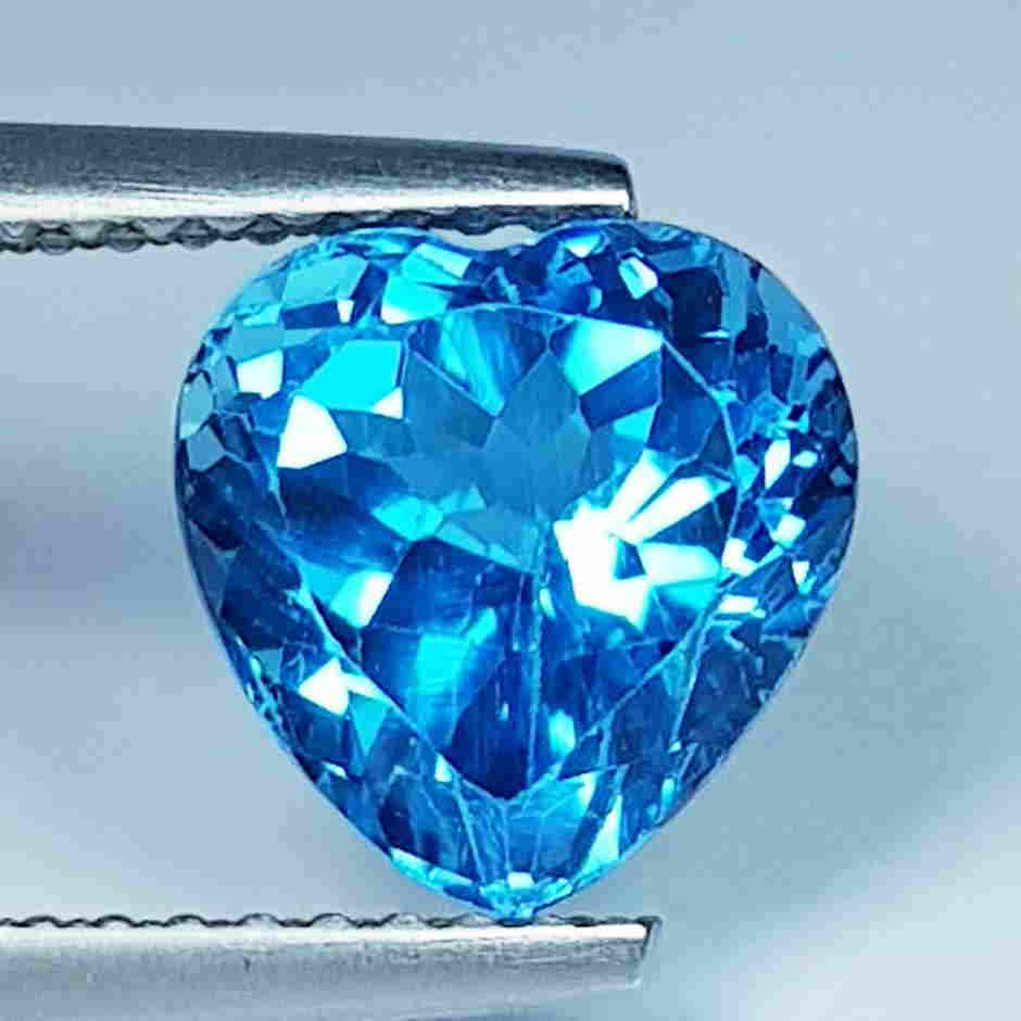 Natural Super Swiss Blue Topaz Heart Cut 3.42 ct (1 of 5)