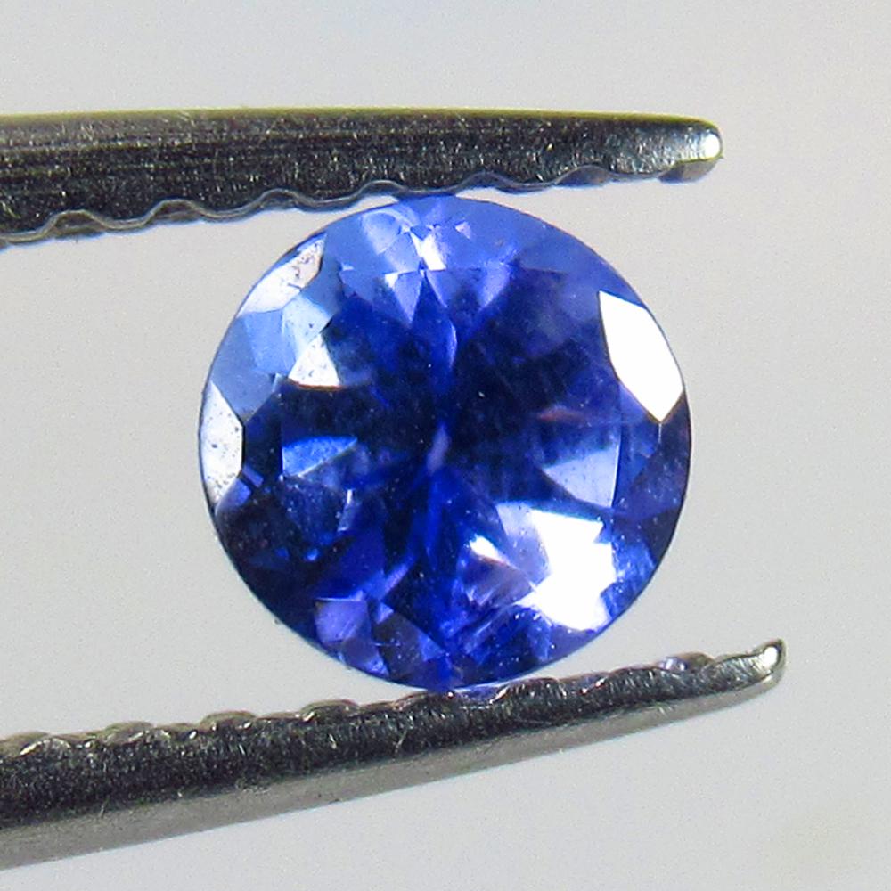 0.42 Ct Natural Tanzanite Round Cut: No Reserve! Title: 0.42 Ct Natural Tanzanite Round Cut Color/Clarity: VVS Gemstone: Natural Tanzanite Carat Weight: 0.42 Size/Dimensions: 4.00 x 4.00 x 3.30 mm Additional Information: Top Quality Lust