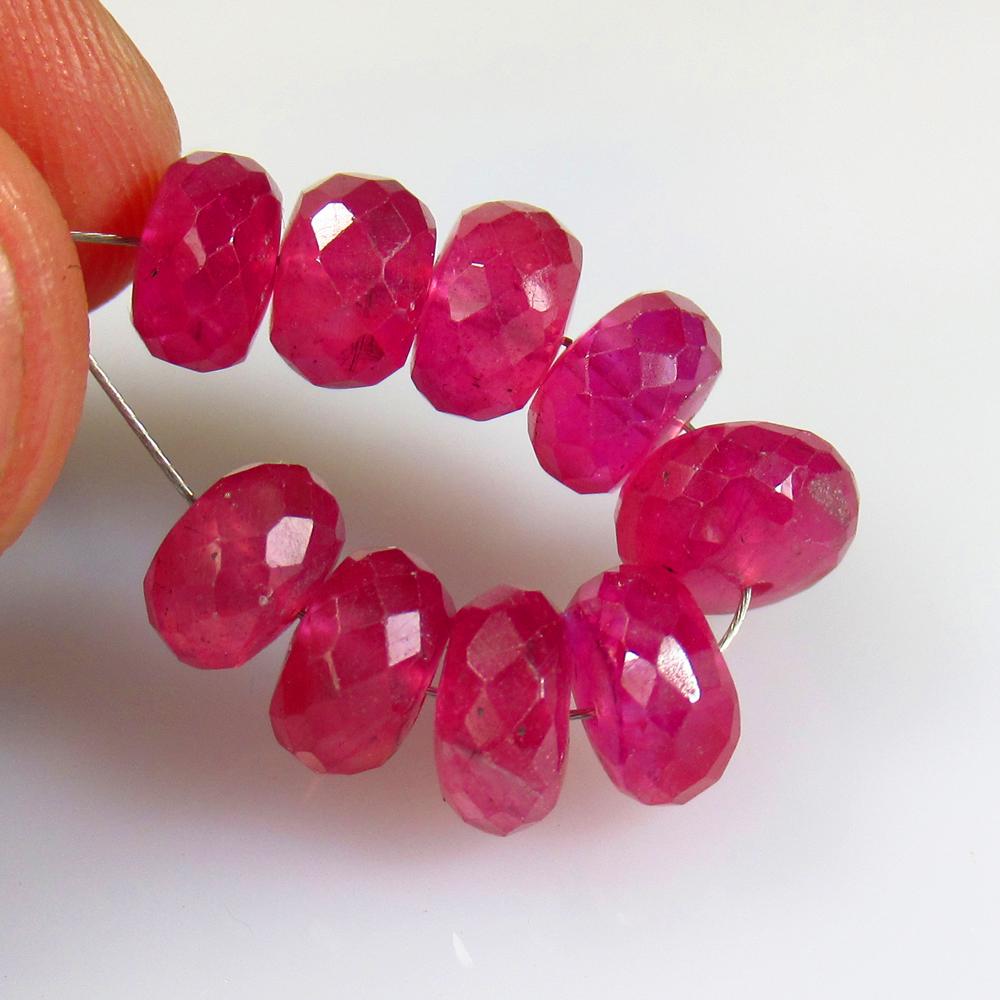 26.80 Ct Natural 9 Mozambique Red Ruby Round Beads (1 of 2)