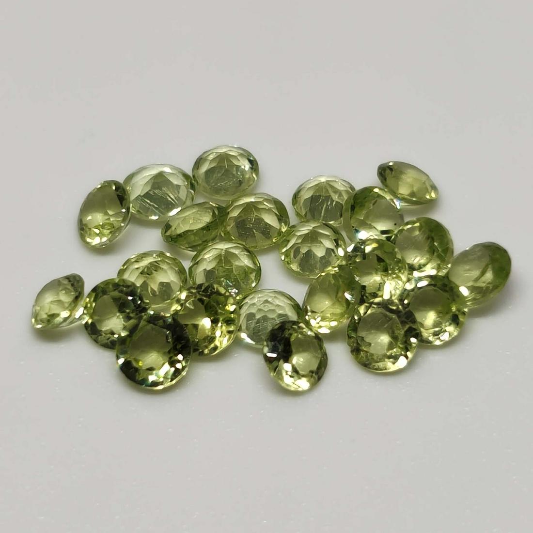 3.10 ct Natural Peridot Lot: No Reserve! Gemstones: Peridot Carat Weights: 3.10 ct Size/Dimensions: 3 X 3 mm Origin : Pakistan Shipping: Domestic: Flat-rate of $7.00 to anywhere within the contiguous U.S. International: Foreign s