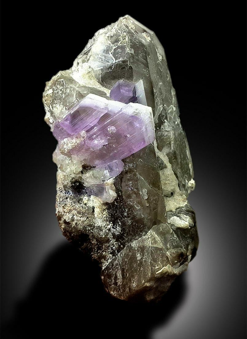 Kunzite Specimen ~ V ~ Shape Natural Terminations And (1 of 5)