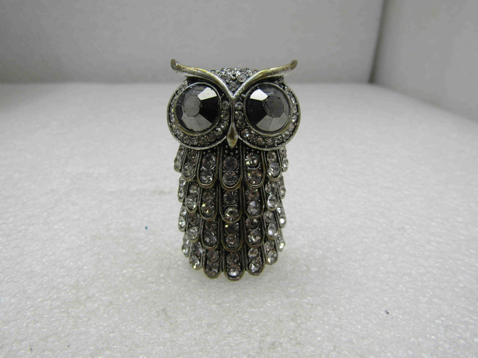 Rhinestone Articulated Owl Statement Ring, Sz. 9 (1 of 9)