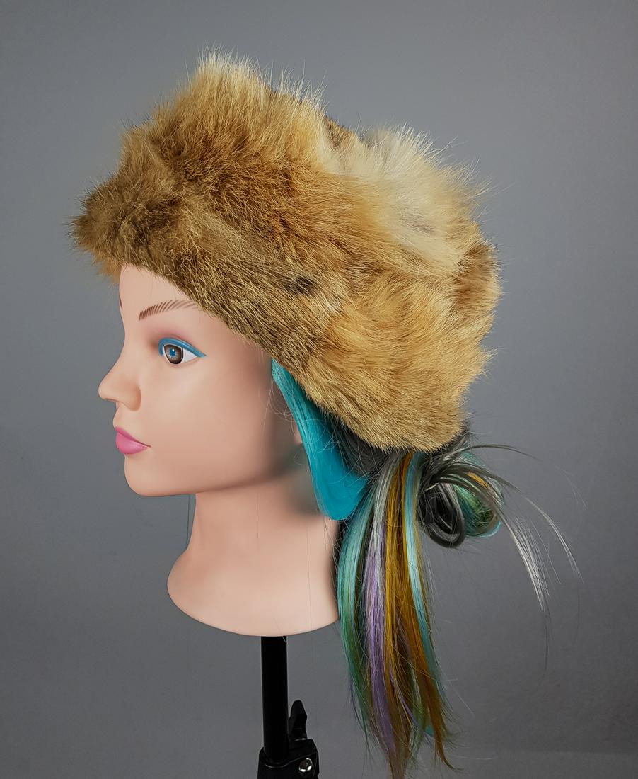 RED FOX FUR HAT (1 of 5)