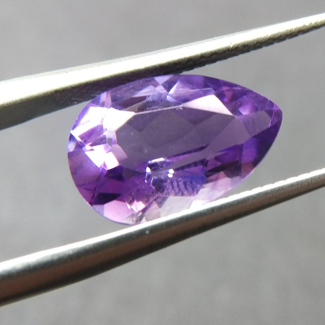 Natural Pear Cut 2.8 Carats Amethyst Loose Gemstone (1 of 7)